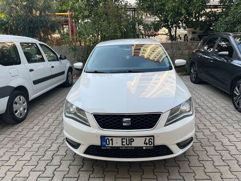 SEAT TOLEDO