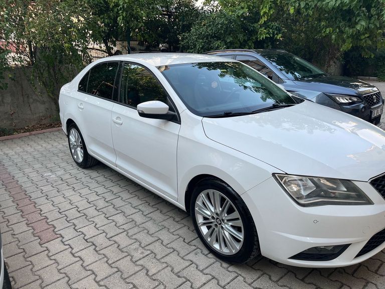 SEAT TOLEDO