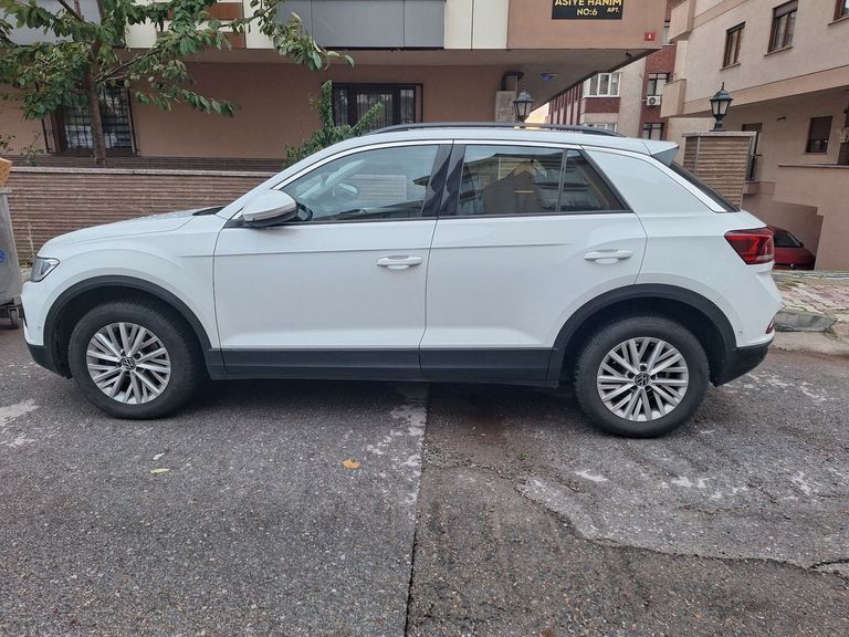 VOLKSWAGEN T-ROC