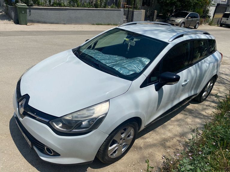 RENAULT CLIO SPORT TOURER