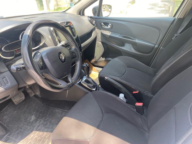 RENAULT CLIO SPORT TOURER