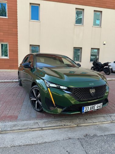 PEUGEOT 308