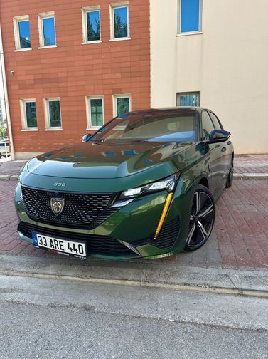 PEUGEOT 308