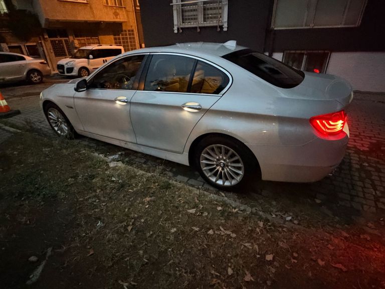 BMW 5 SERISI