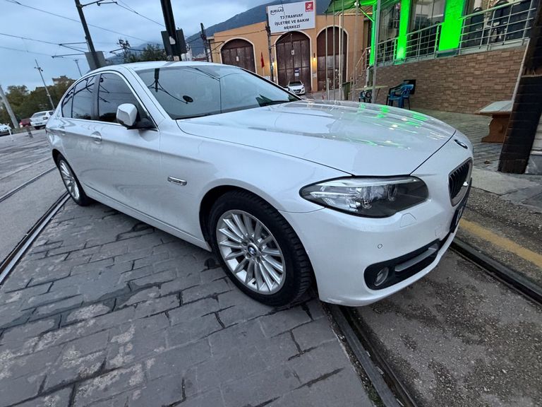 BMW 5 SERISI