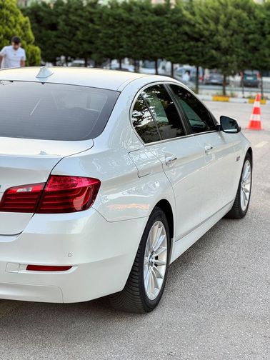 BMW 5 SERISI