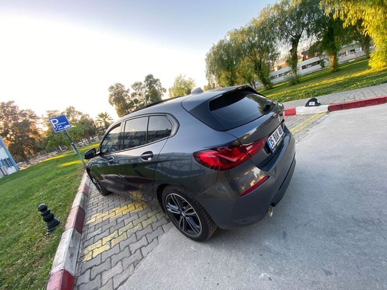 BMW 1 SERISI