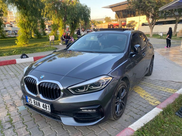 BMW 1 SERISI