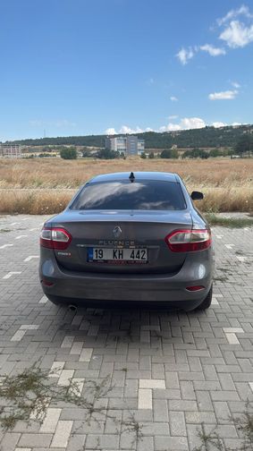 RENAULT FLUENCE