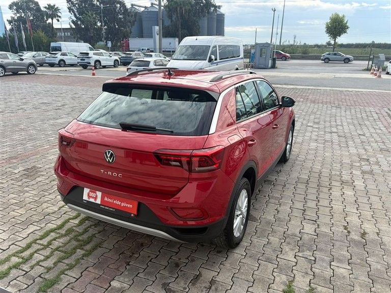 VOLKSWAGEN T-ROC