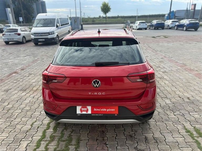 VOLKSWAGEN T-ROC