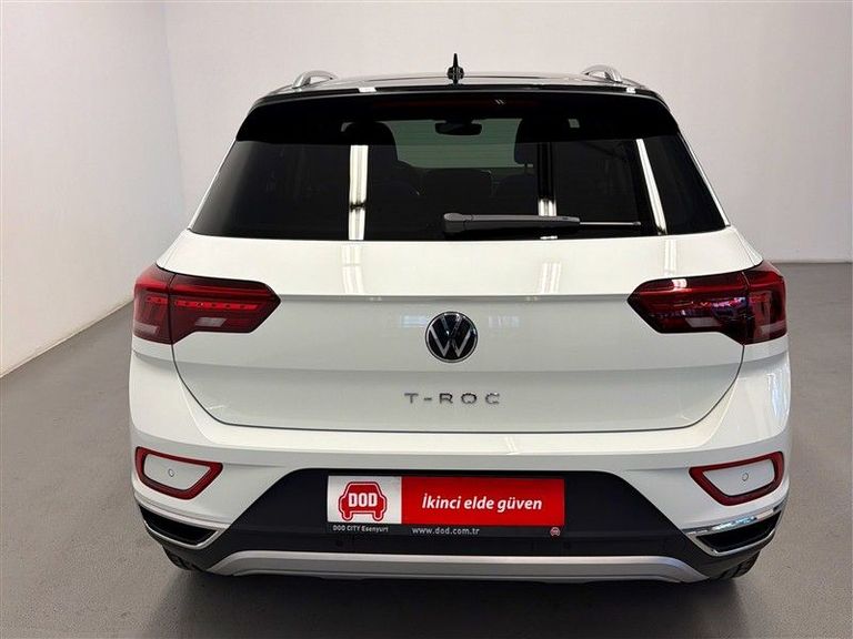 VOLKSWAGEN T-ROC