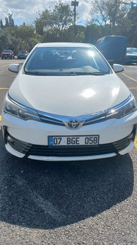 TOYOTA COROLLA