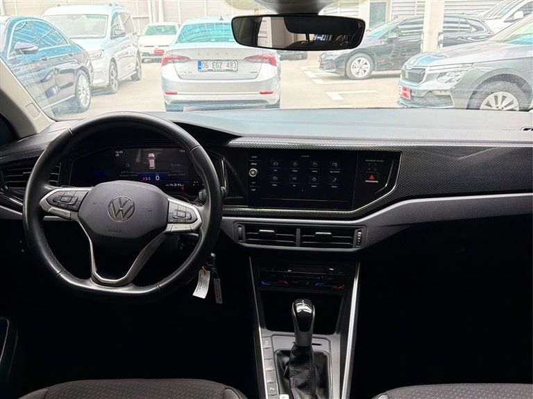 VOLKSWAGEN TAIGO