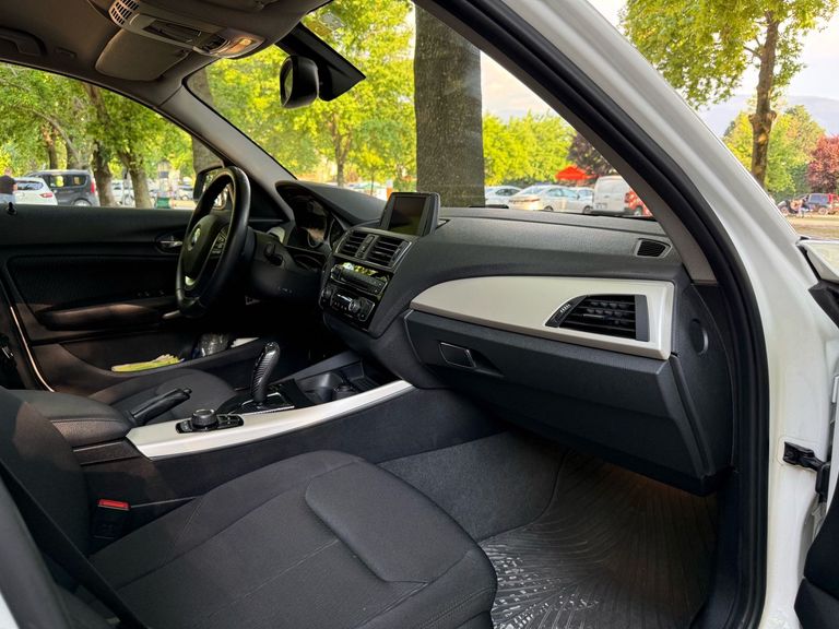 BMW 1 SERISI