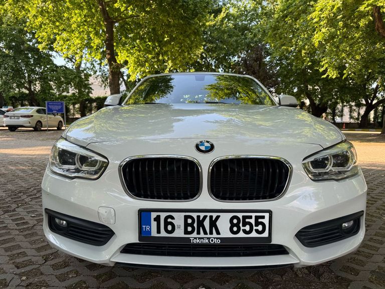 BMW 1 SERISI