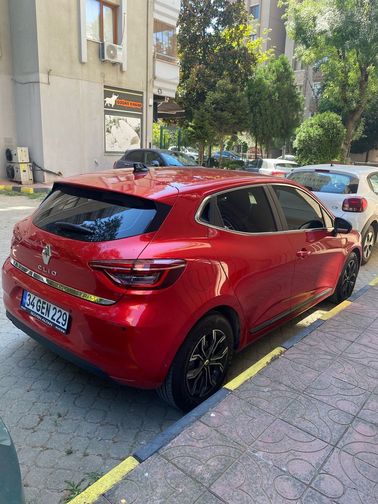 RENAULT CLIO