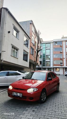 HYUNDAI ACCENT
