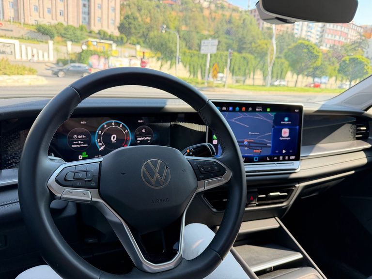 VOLKSWAGEN TAYRON