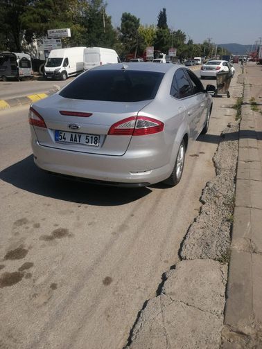 FORD MONDEO