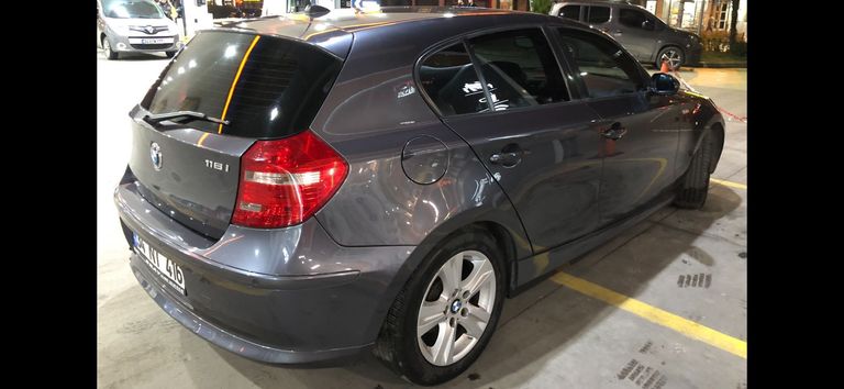 BMW 1 SERISI