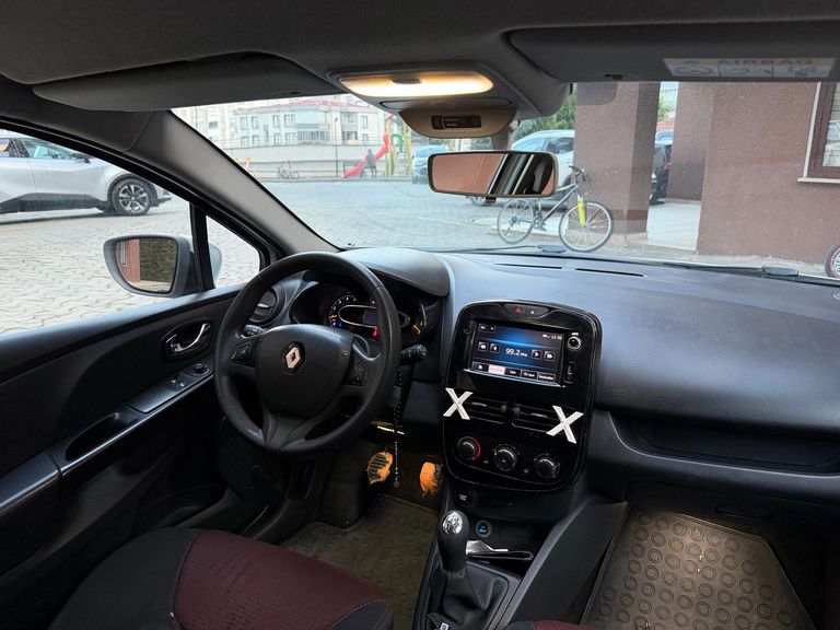 RENAULT CLIO