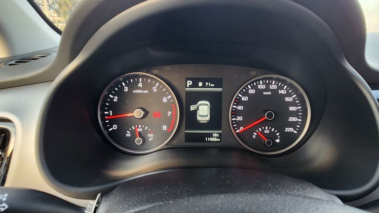 KIA STONIC