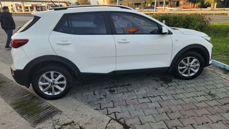 KIA STONIC