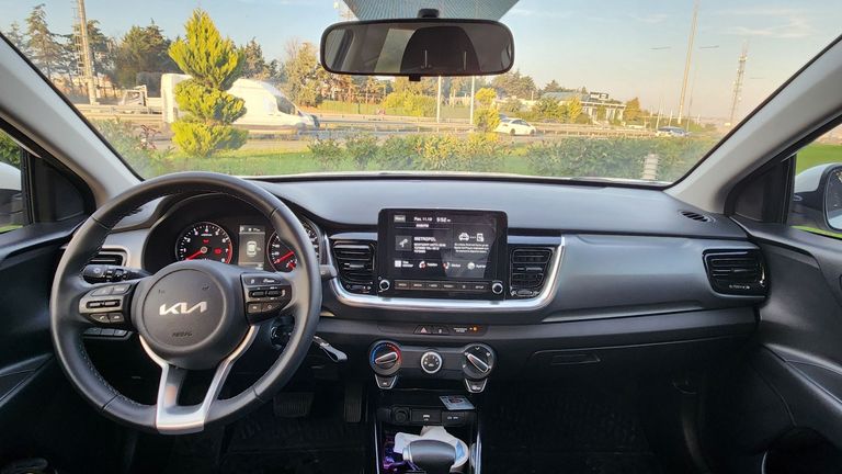 KIA STONIC