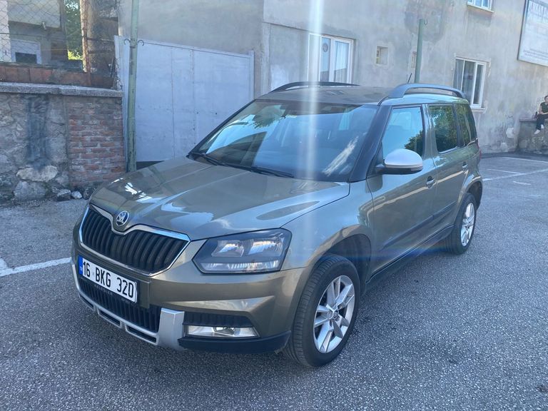 SKODA YETI