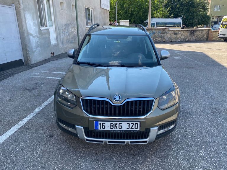 SKODA YETI