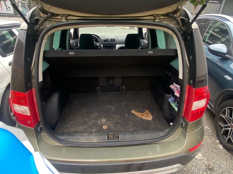 SKODA YETI