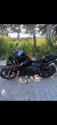 TVS Apache RTR 200