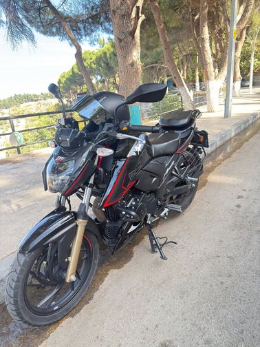 TVS Apache RTR 200