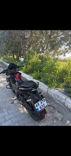 TVS Apache RTR 200