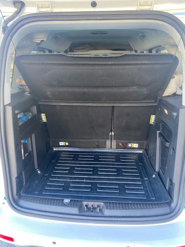 FORD TOURNEO COURIER