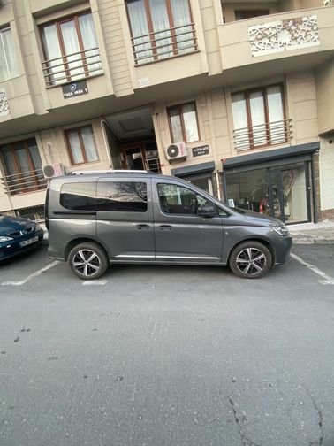 VOLKSWAGEN CADDY