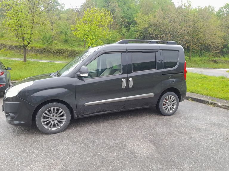 FIAT DOBLO COMBI