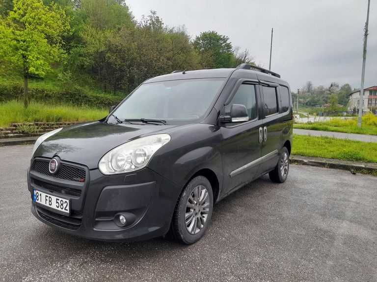 FIAT DOBLO COMBI