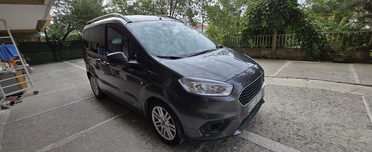 FORD TOURNEO COURIER