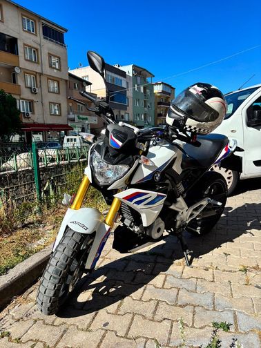 BMW G 310 R
