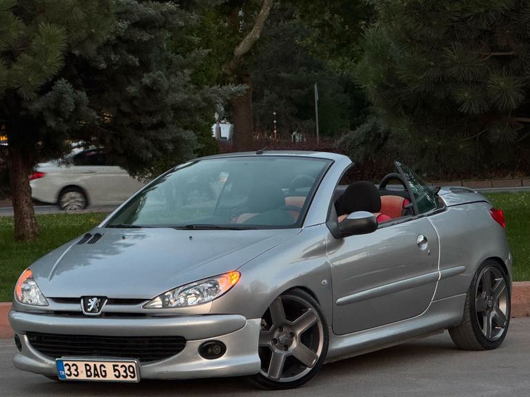 PEUGEOT 206