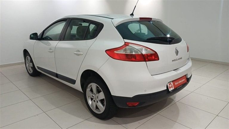 RENAULT MEGANE