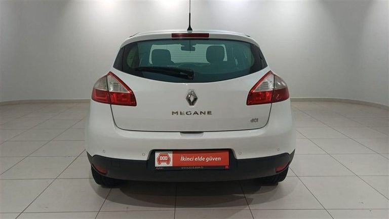 RENAULT MEGANE