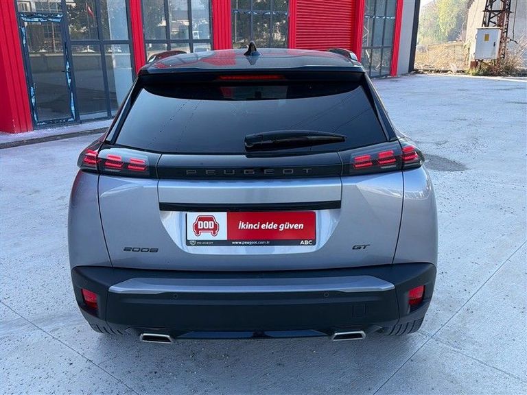 PEUGEOT 2008