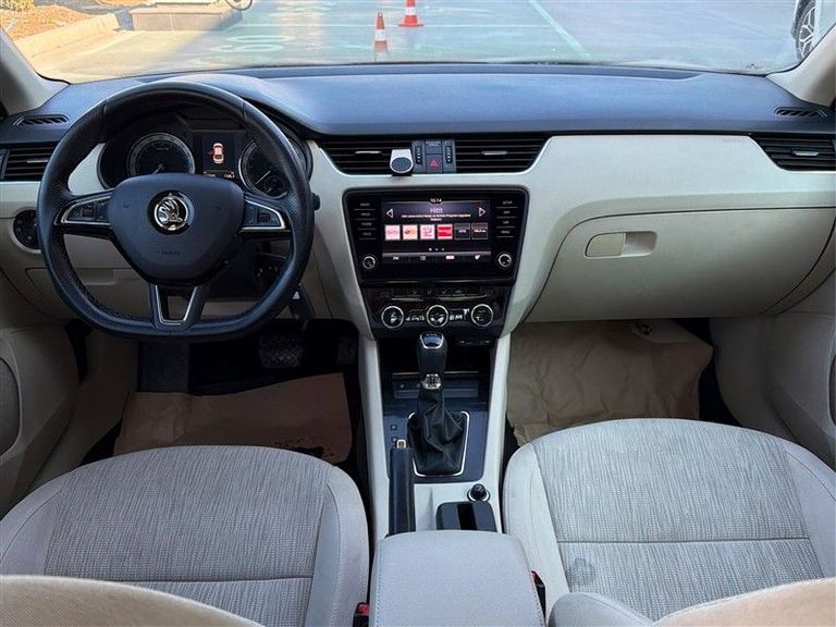 SKODA OCTAVIA