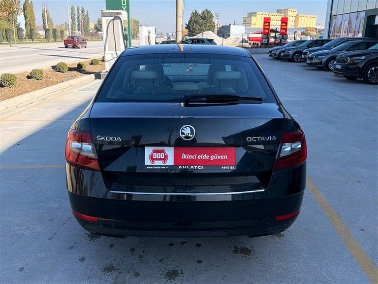 SKODA OCTAVIA
