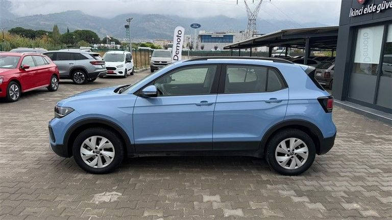 VOLKSWAGEN T-CROSS
