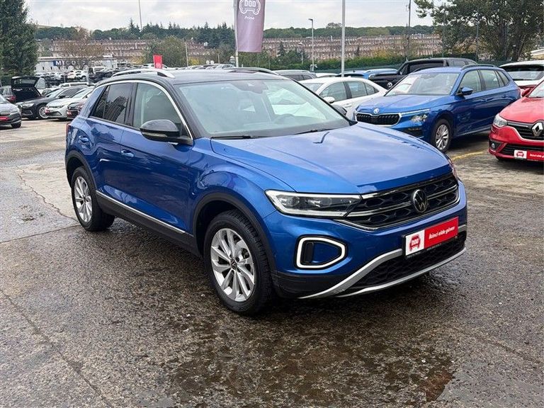 VOLKSWAGEN T-ROC