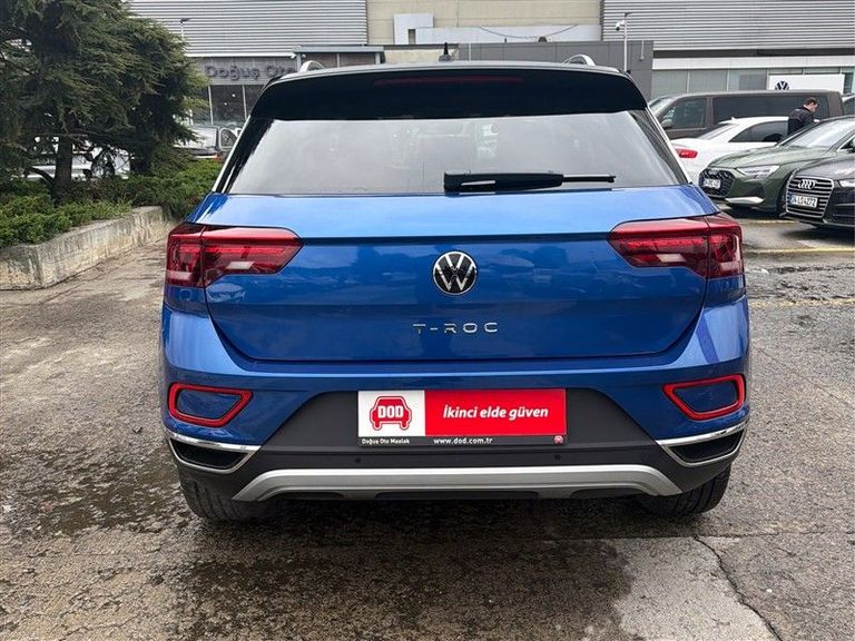 VOLKSWAGEN T-ROC